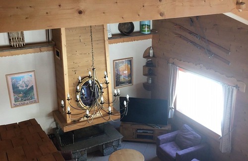 Pralognan-la-Vanoise Ski Chalet | Luxury chalet for 10 people, near slopes, private parking