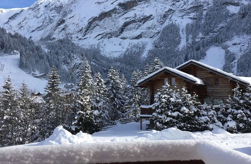 Pralognan-la-Vanoise Ski Chalet | Luxury chalet for 10 people, near slopes, private parking