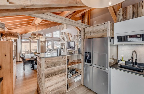 Les Almes Ski Chalet | Luxury chalet in Tignes with sauna and Jacuzzi