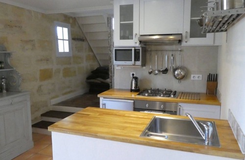 Mouliets et Villemartin House | Luxury 7 bedroom country home with private pool near Saint Emilion