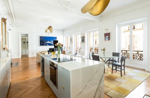 Quartier du Faubourg-Montmartre Condo | Luxury High End Condo in the Heart of Paris