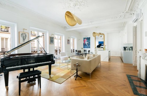 Quartier du Faubourg-Montmartre Condo | Luxury High End Condo in the Heart of Paris