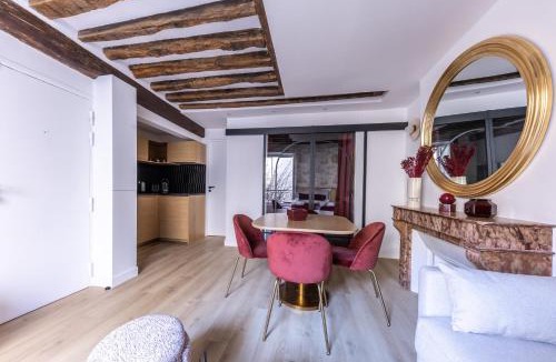 5th Arrondissement Apartment | Luxury Newly Renovated 4 stars Prestige Apartment , Panthéon Area, Central Paris