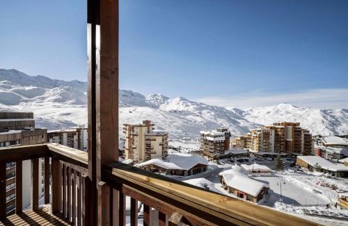 Val-Thorens Apartment | Luxury Penthouse with Mountain View & Fireplace