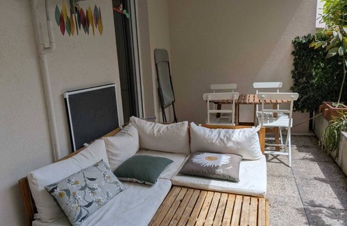 Charmettes - Bellecombe Apartment | Lyon Center Apartment with private garden & garage
