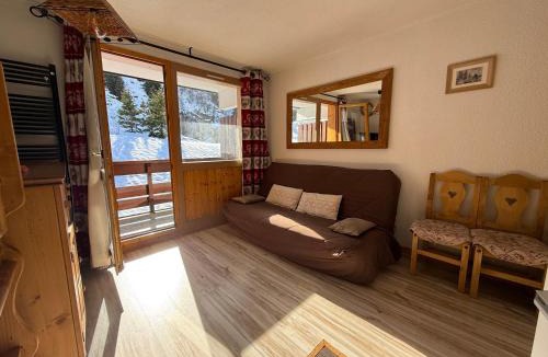 Meribel-Mottaret Apartment | Méribel Mottaret C2 - Studio cabine - Pied des pistes - Plein Sud