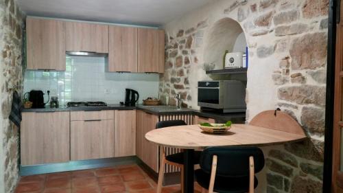 Saint-Sebastien-d'Aigrefeuille House | Mas Safran - Gites de charme