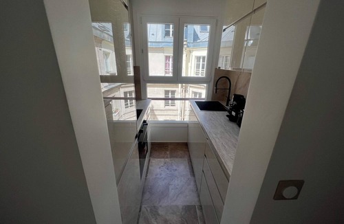 Chaussee-d'Antin Apartment | Madeleine Opéra - Superb Two Bedroom for 8 pax