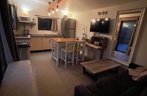 Grimaud Ski Chalet | Magnificent chalet in the heart of nature for 4 people.