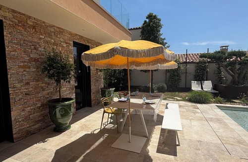 Saussan Villa | Magnificent contemporary & design villa