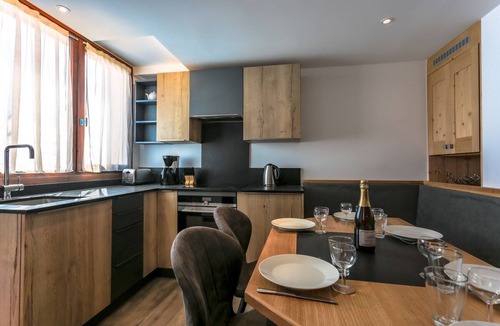 Val-Thorens Apartment | Magnificent duplex of 60M² 8pers. fully renovated, south facing, balcony with mountain view
