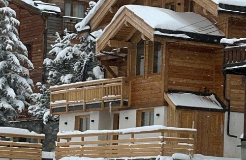 Montgenevre Ski Chalet | Magnificent family chalet with panoramic views