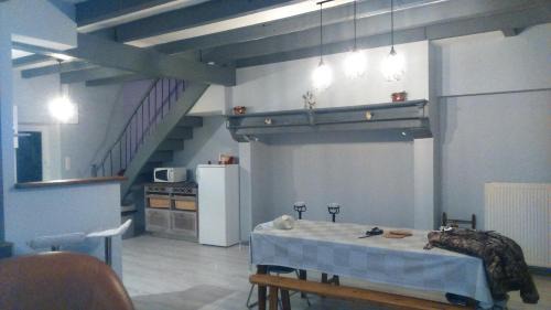 Marmanhac House | Maison à la campagne au cœur du Cantal dept 15