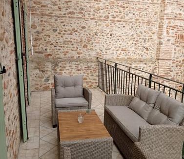 Le Chateau Villa | Maison 4 chambres, climatisée, terrasse, garage cadre paisible 8EGLI10