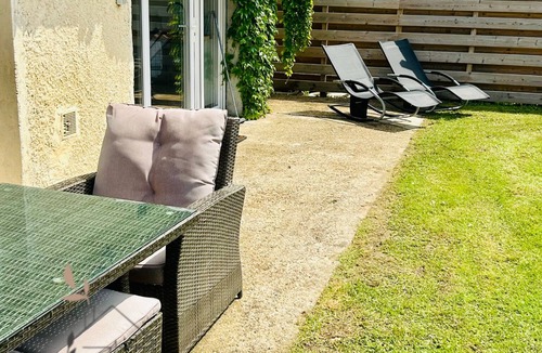 Izon House | Maison Avec Accès Privé au lac - Petfriendly