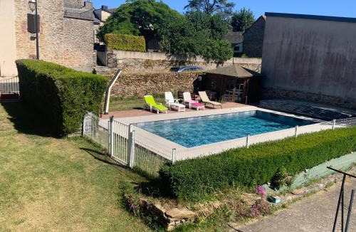 Comps-la-Grand-Ville House | Maison avec piscine