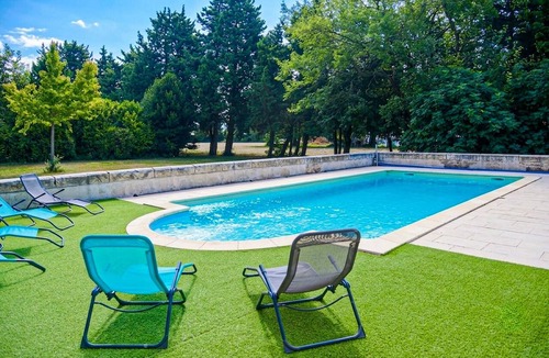 Monteux House | Maison avec piscine privée
