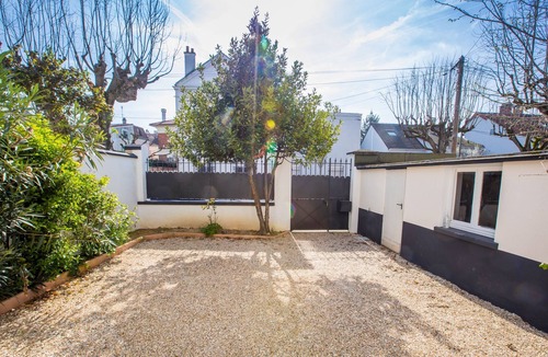 Alfortville House | Maison Calme et Confortable à 10 Minutes de Paris