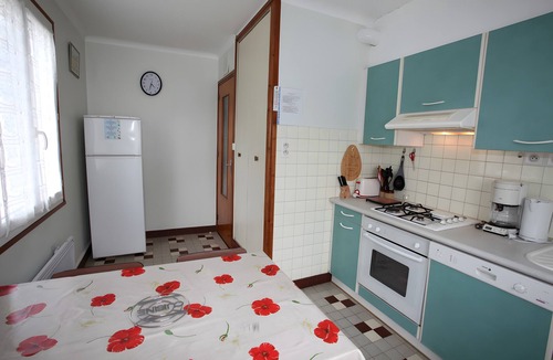 Bareges Apartment | Maison Cazaux – Apartment for 2 to 4 Guests, Spa-Goers, Mountain View, Shared Garden & Wi-Fi