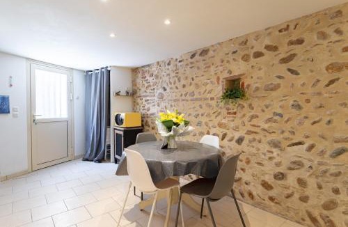 Le Chateau House | Maison Charmante Au Coeur De Canet