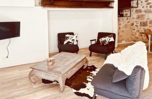 Thiezac House | Maison Chez Madeleine 4 pers, Entre le Lioran et Vic-sur-Cère