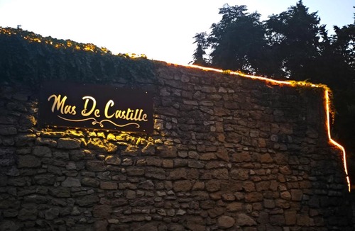 Ledenon House | Maison d'hôte Mas de Castille entre Uzès et le pont du Gard