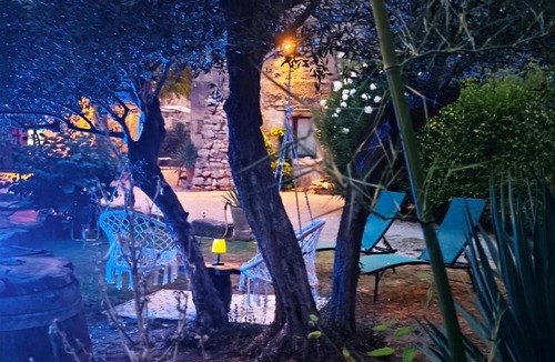 Ledenon House | Maison d'hôte Mas de Castille entre Uzès et le pont du Gard