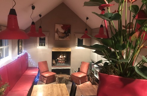 Campan Hotel | Maison d'hoursentut