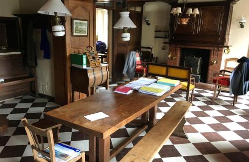 Le Dezert House | Maison de Charme au Dézert avec Vue sur le Lac