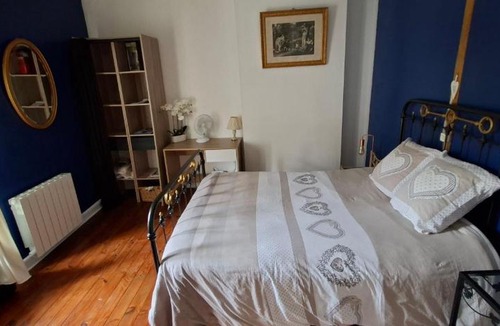 Arnac-la-Poste House | Maison de Caractère - Chambre Privée avec Jardin -