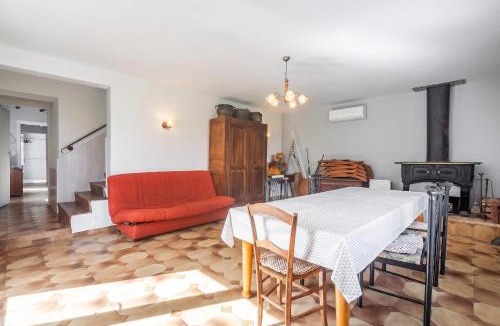 Puycelci House | Maison de charme à Puycelsi avec jardin et barbecue