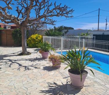 Claira House | Maison de vacances avec 4 chambres-Piscine-Clim-WiFi