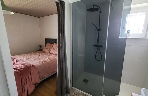 Bardos House | Maison de Vacances en Campagne, vue sur les Pyrénées aux Portes du Pays Basque