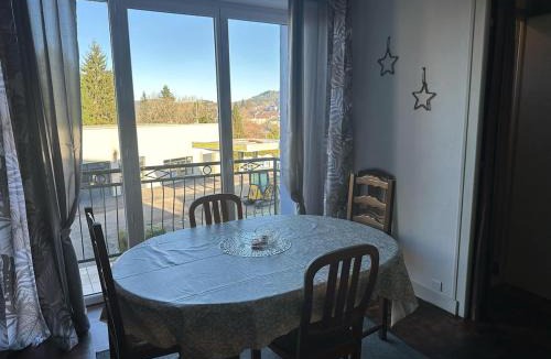 Peyrat-le-Chateau House | Maison de village proche du Lac de Vassivière