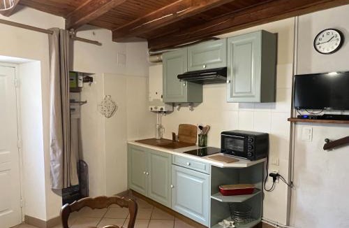La Salvetat-sur-Agout House | Maison de village en pierre