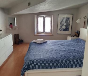 Quillan House | Maison de Village entière