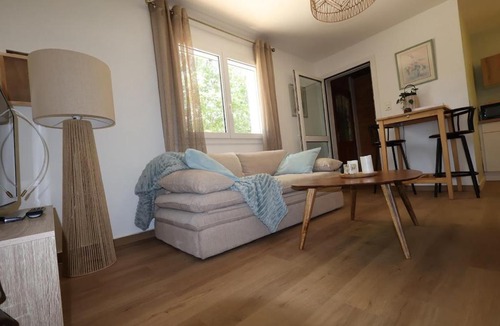 Puygaillard-de-Quercy House | maison des bois, terrasse, belle vue et climatisation