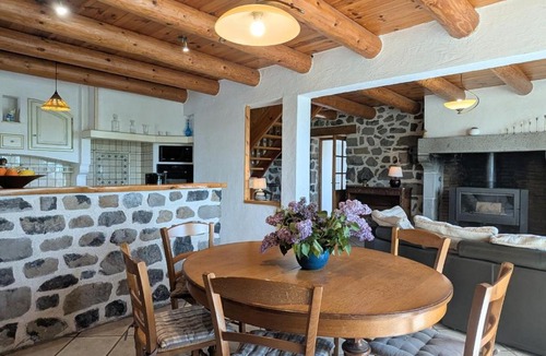 Saint-Julien-Chapteuil House | Maison en pierre au calme, St Julien Chapteuil - FR-1-582-326