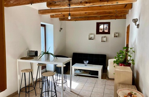 Cervens House | Maison entre lac et montagne