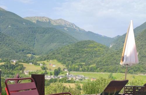 Heches House | Maison familiale avec piscine au cœur des Pyrénées