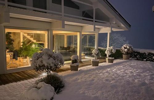 Bredannaz House | Maison Lacustre - Maison contemporaine avec vue panoramique sur le lac d'Annecy