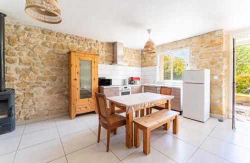 Monteux House | Maison Monteux