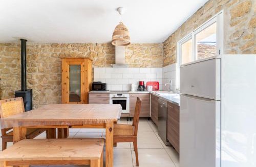 Monteux House | Maison Monteux