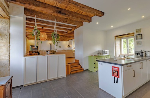 Jayac House | Maison Périgourdine de Caractère, 2-8 Personnes, Piscine, Située au Calme