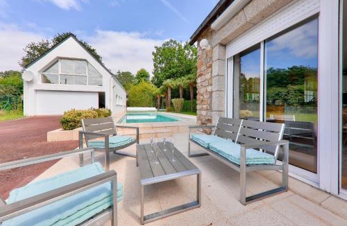 Arradon House | Maison pour 8 avec piscine 500m de la plage