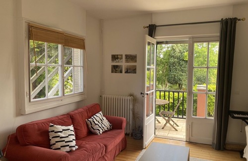 Le Port sous la Lune House | Maison sur Propriété de Charme Avec Accès Privé aux Bords de Marne
