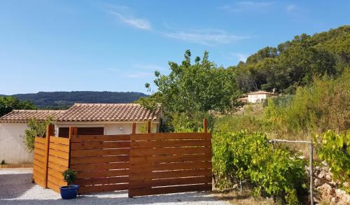 Draguignan Apartment | Maisonette à Draguignan avec piscine