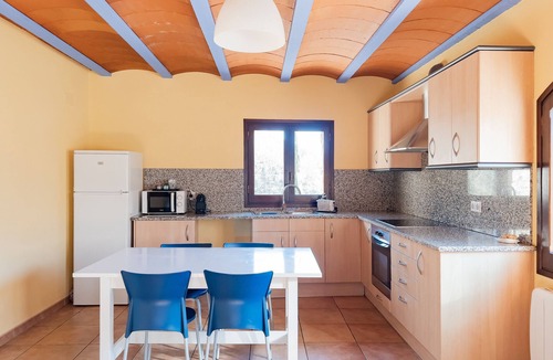 Sant Feliu de Pallerols Apartment | Majordoms - Aiguabella, La Façana