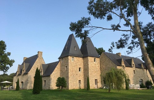 Combourg House | Manoir de Pléac entier (2 Gîtes)