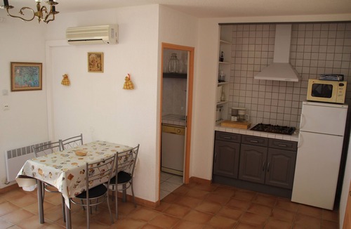 Villelongue-de-la-Salanque Apartment | MARINE * Vacation Rental Near the Sea, Air Conditioning, Private Enclosed Parking, South-Facing Terrace
